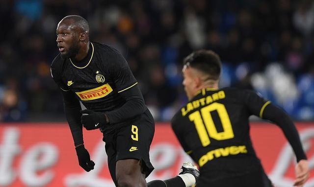 那不勒斯客场大胜,斩获关键三分 那不勒斯客场大胜,斩获关键三分