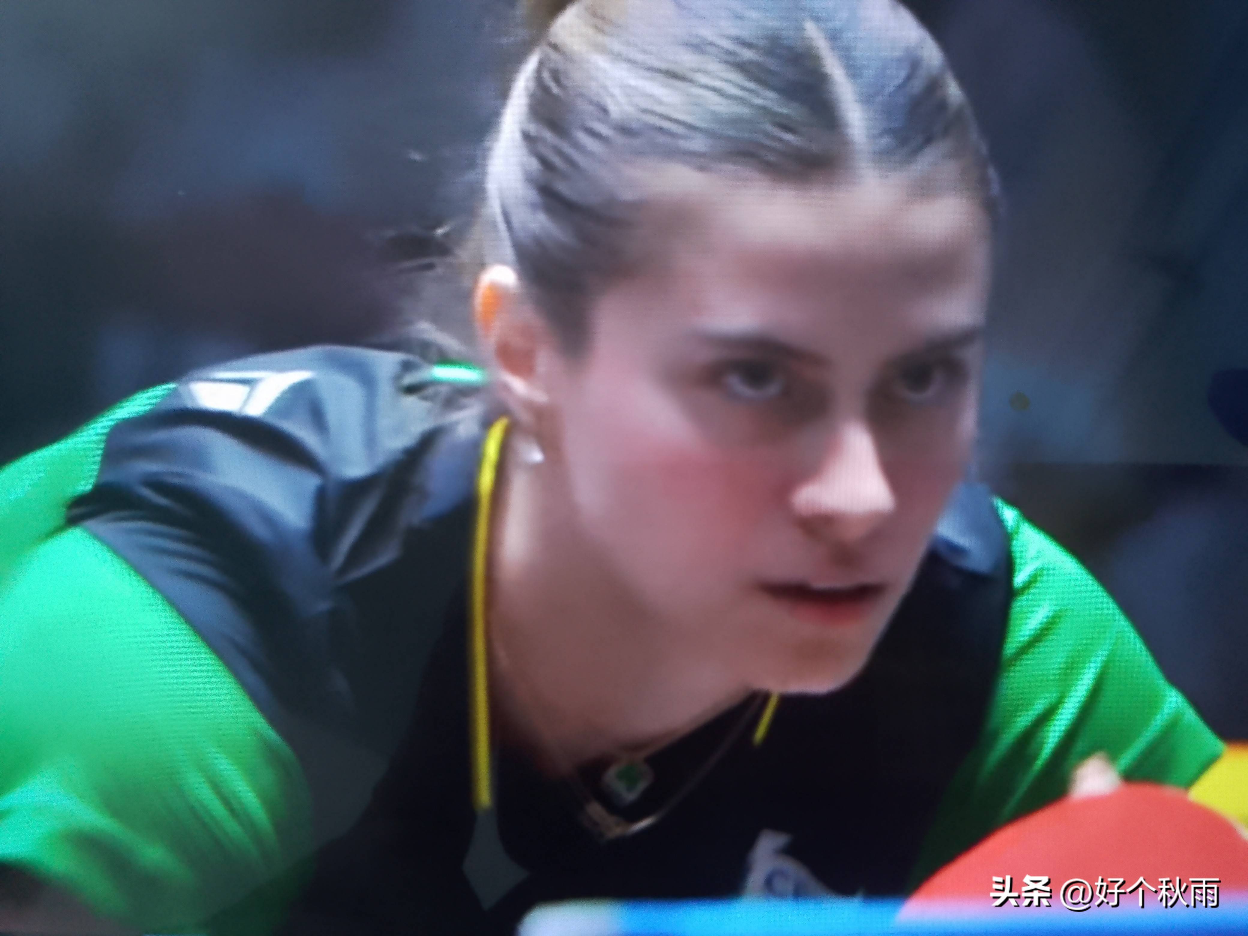 法兰克福队员一致努力，共同冲击冠军